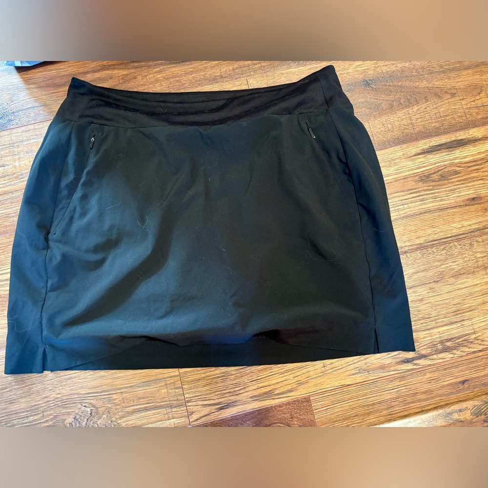Athleta SoHo skort. Size 12. Black